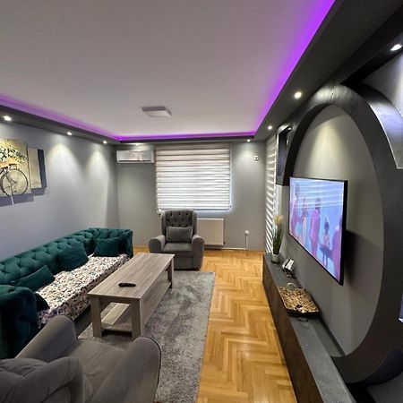 Apartamento Apartman Lux S&V 1 Lukavica Istocno Sarajevo Hilandarska Centar Exterior foto