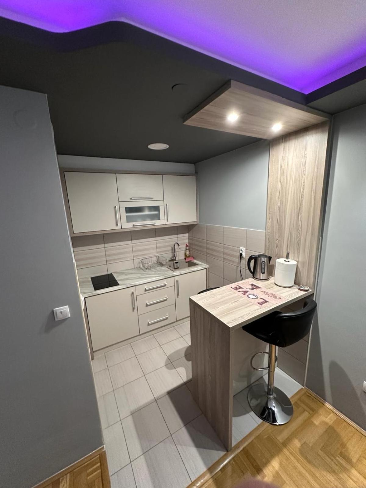 Apartamento Apartman Lux S&V 1 Lukavica Istocno Sarajevo Hilandarska Centar Exterior foto