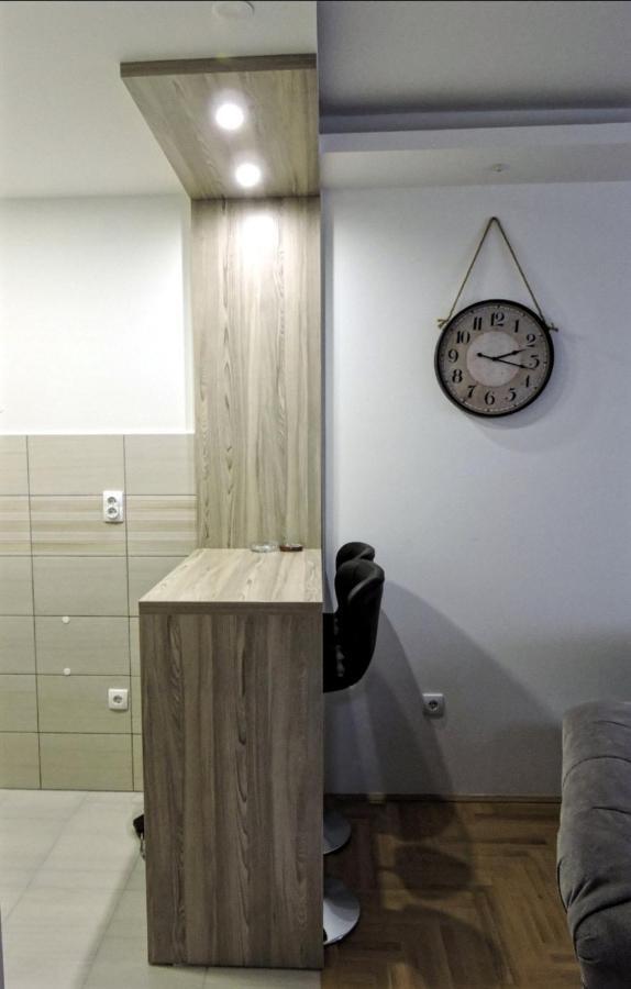 Apartamento Apartman Lux S&V 1 Lukavica Istocno Sarajevo Hilandarska Centar Exterior foto